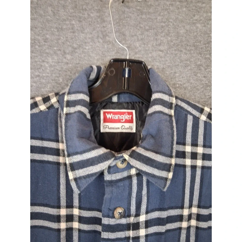 Wrangler Mens Jacket M Blue Plaid Quilted Lined Shacket Chore‎ Flaw Casual Work
